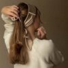 Атласный платок, бежевый — изображение 2