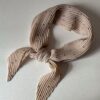 Косынка гофре из шифона, бежевая в горошек
